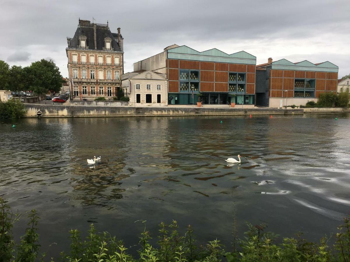 Scott Vacances Chambres D'Hotes Gondeville Jarnac Exterior photo