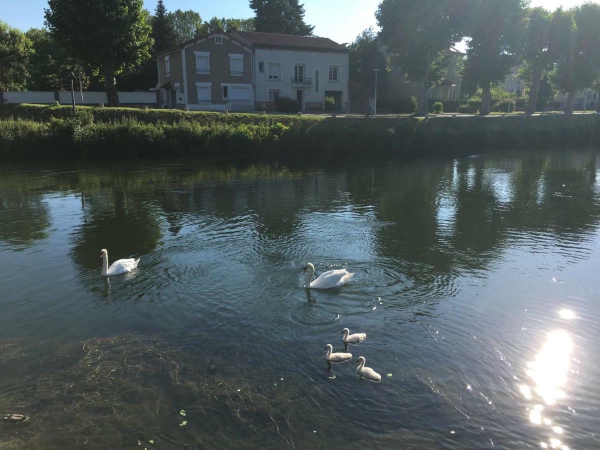 Scott Vacances Chambres D'Hotes Gondeville Jarnac Exterior photo